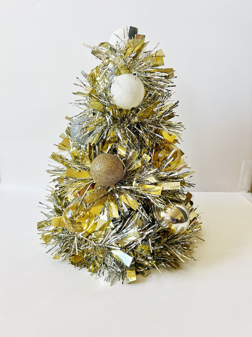 Golden Tree (Medium)