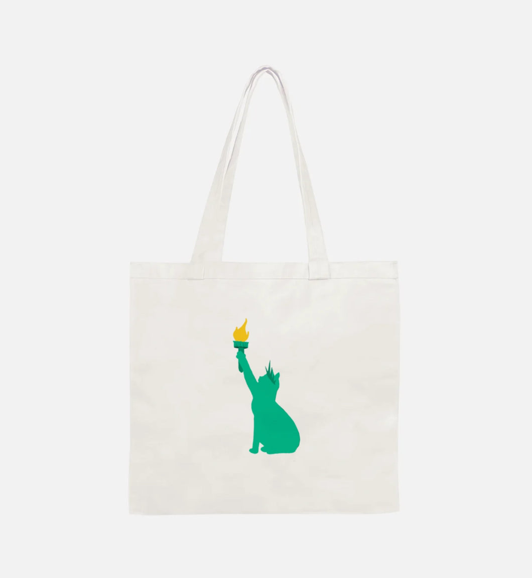 Catue of Liberty Tote Bag